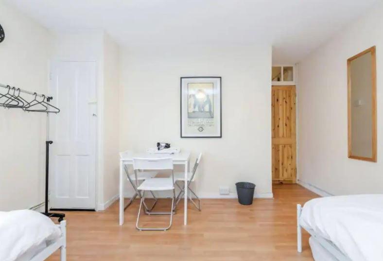Aplacetostay Central London Apartment, Zone 1 Leic Exterior photo